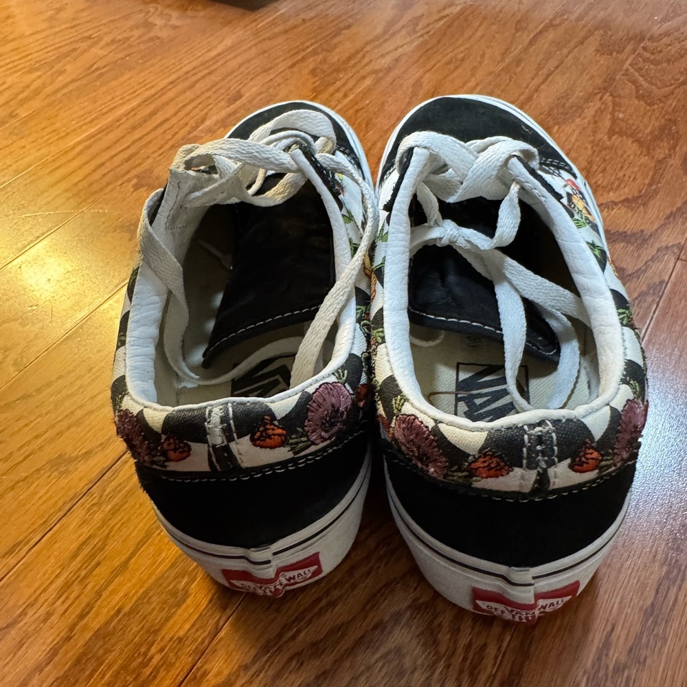 Floral Vans with checkered pattern - image 3